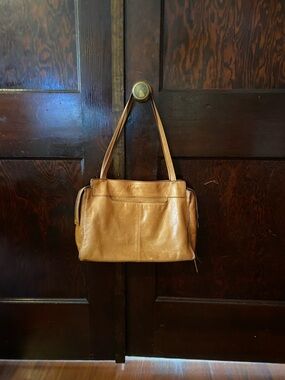 HOBO Classic Tan Leather Shoulder Bag